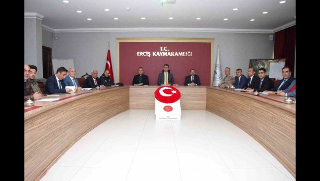 Erciş'te "Uluslararası İnci Kefali Göçü Kültür ve Sanat Festivali" hazırlık toplantısı yapıldı