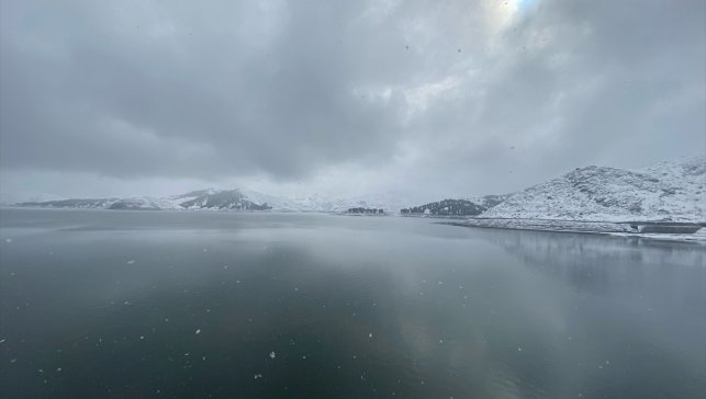 Keban'da kar yağışı etkili oldu
