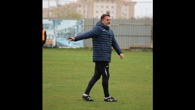 Elazığspor teknik direktörü Yenihayat'a PFDK'dan 2 maç ceza