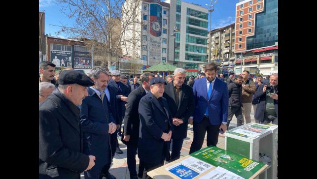 Elazığ'da Gazze için El Ele Türkiye'den Filistin'e yardım kampanyası