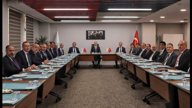 Atatürk Üniversitesi Rektörü Prof. Dr. Ahmet Hacımüftüoğlu, Dünya Su Günü: Su Verimliliği Zirvesi'ne katıldı