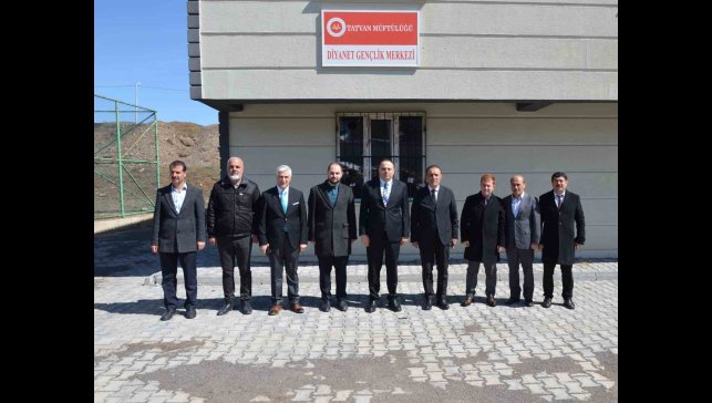 Kaymakam Demir'den cami ve gençlik merkezine ziyaret