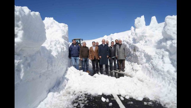 Vali Avni Çakır: "20 bin kilometreden fazla yol açma çalışması gerçekleştirdik"