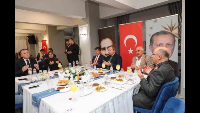 Şehit aileleri ve gaziler onuruna iftar programı düzenlendi