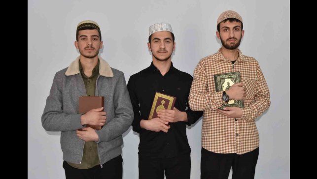 4 ayda hafız oldular