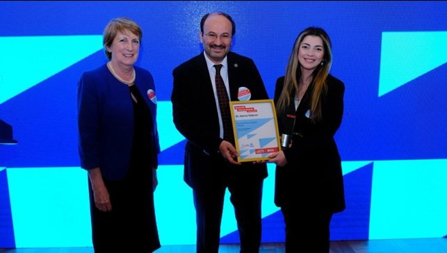 ETÜ'lü akademisyen British Council'den ödül aldı