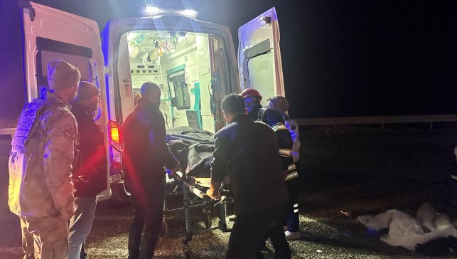 Erzurum'da iki otomobilin çarpıştığı kazada 1 kişi öldü, 3 kişi yaralandı