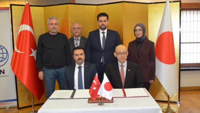 Japonya Büyükelçiliği'nden Ahlat'ta kadın istihdamına yönelik projeye hibe desteği