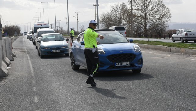 Malatya-Ankara kara yolunda trafik denetimi