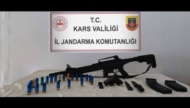 Digor'da silahla paylaşım yapan 1 kişi yakalandı