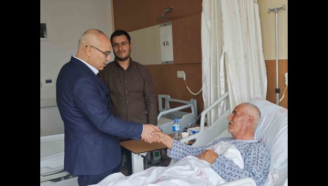 Ağrı Valisi Koç bayram ziyaretlerini gerçekleştirdi