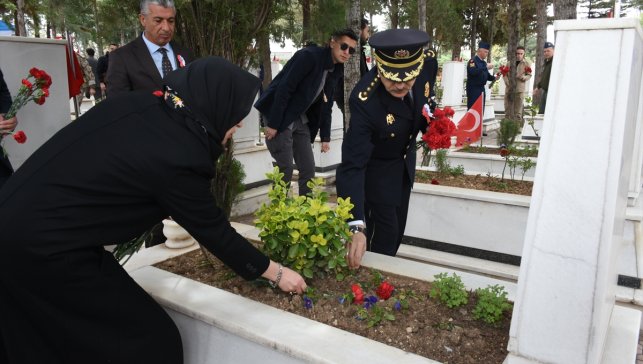 Gaziantep ve bölge illerinde Türk Polis Teşkilatının kuruluşunun 180. yıl dönümü kutlandı