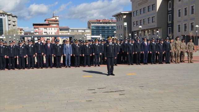 Van ve Muş'ta Türk Polis Teşkilatının 180. kuruluş yıl dönümü kutlandı