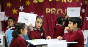 Ağrı’da minik öğrencilerin kitap sevgisi bilgi yarışmasına taşındı