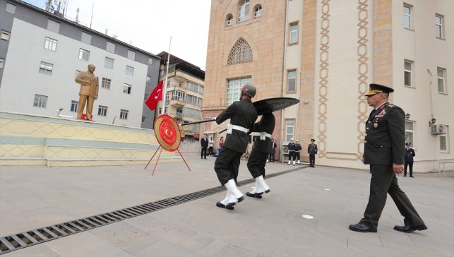 Hakkari'nin düşman işgalinden kurtuluşunun 107. yıl dönümü kutlandı