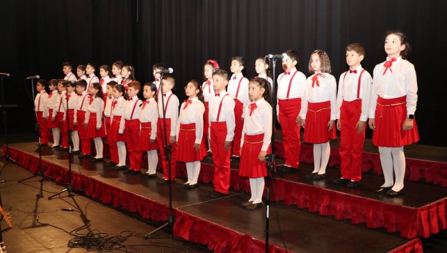 Erzurum ve çevre illerde 23 Nisan Ulusal Egemenlik ve Çocuk Bayramı kutlandı