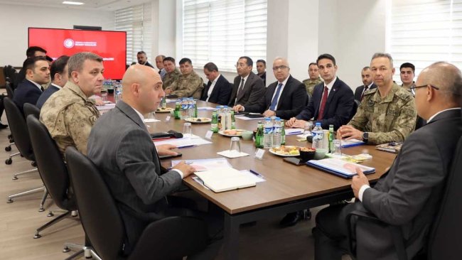 Ağrı Gürbulak Sınır Kapısı'nda düzensiz göç ve sınır güvenliği toplantısı yapıldı