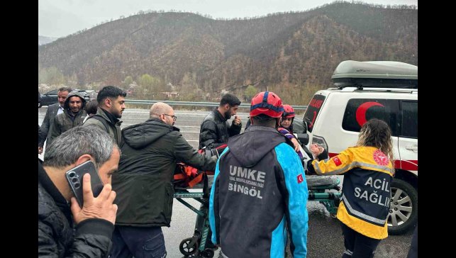 Bingöl'de trafik kazası: 5 yaralı