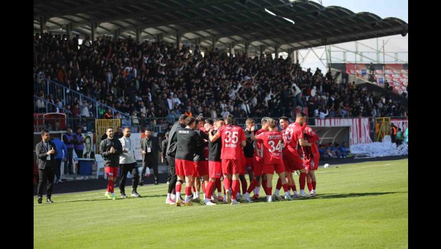 TFF 2. Lig: Vanspor FK: 4 - Bucaspor 1928: 0