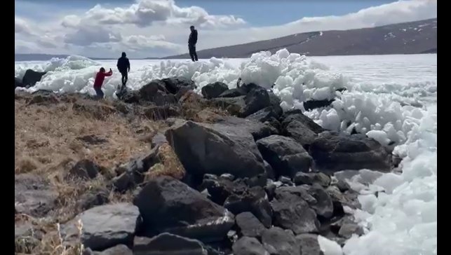 Çıldır Gölü, çözülmeye başladı