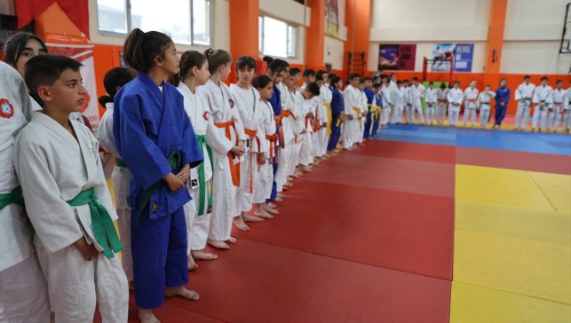 Uluslararası Nevruz Judo Turnuvası Iğdır'da başladı