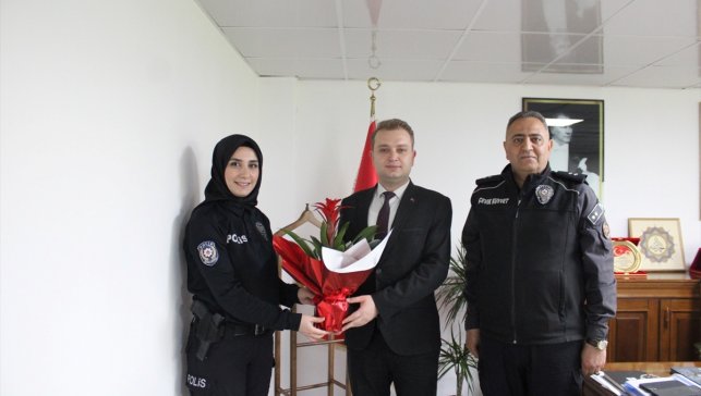 Kale'de polisler, Kaymakam İnce'yi ziyaret etti