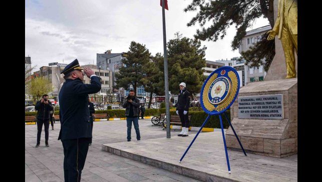 Van'da Türk Polis Teşkilatının 180. yılı kutlandı