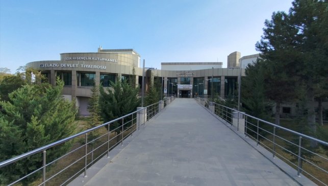 Elazığ'da nisan ayında 10 tiyatro oyunu sahnelenecek