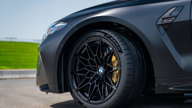 Pirelli'nin yeni "P Zero" lastikleri "Tyre Reviews" platformunun testlerinde birinci oldu