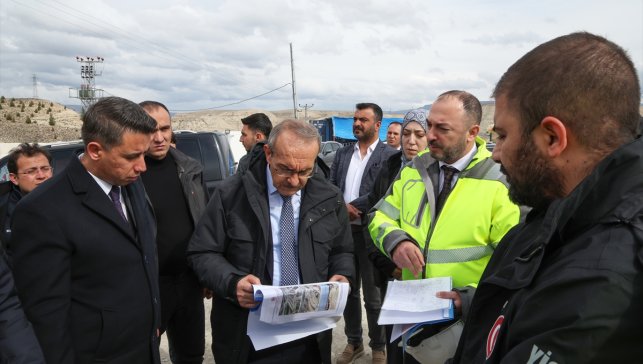 Malatya Valisi Yavuz, Darende ilçesinde ziyaretlerde bulundu