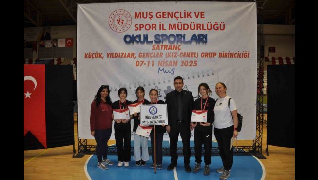 Muş'ta satranç turnuvası sona erdi