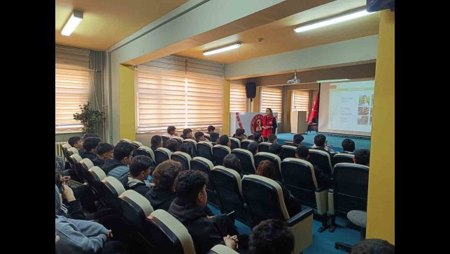 Lise öğrencilerine bilgilendirme semineri