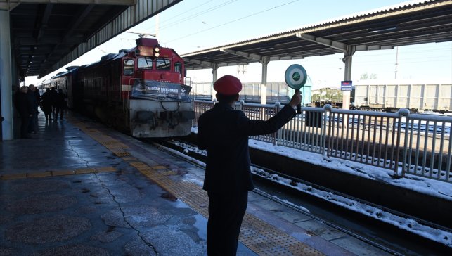 Turistik Diyarbakır Ekspresi'nin yeni sezonda ilk durağı Malatya oldu