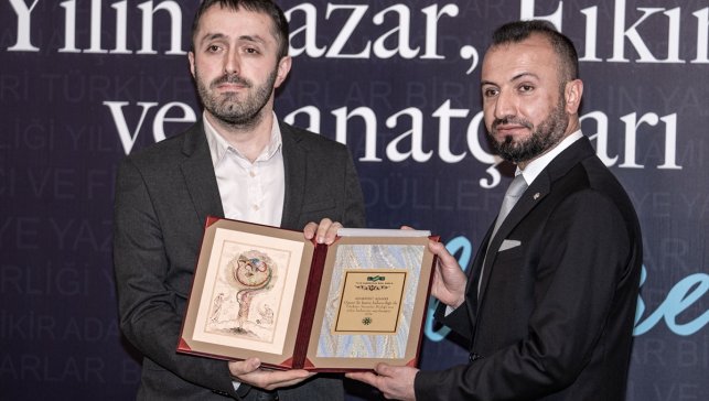 Türkiye Yazarlar Birliğinden AA'ya "Kanıt" kitabıyla Habercilik Özel Ödülü