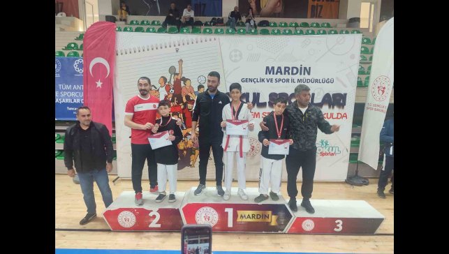 Bitlisli sporcular Mardin'de dereceye girdi