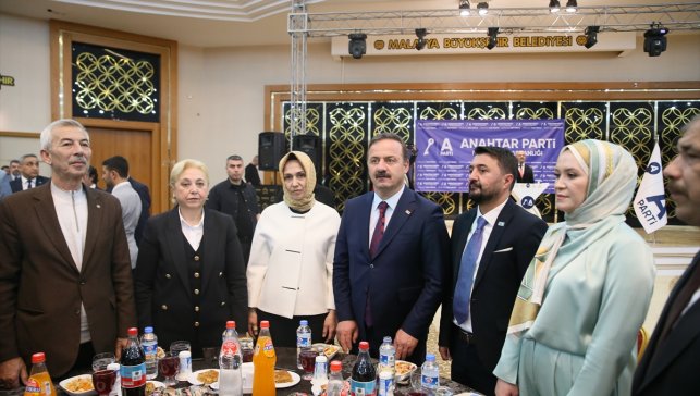 Anahtar Parti Genel Başkanı Ağıralioğlu, Malatya'da temaslarda bulundu