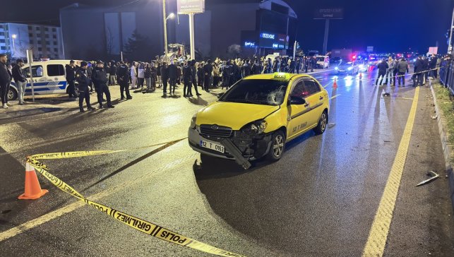 Bingöl'de taksinin çarptığı üniversite öğrencisi ağır yaralandı