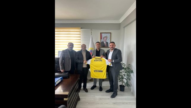 Patnos Belediye Spor Yönetimi, Dedeli Belediye Başkanı Durak'ı makamında ziyaret etti