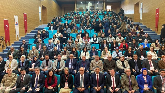 Ağrı'da "Ailenin Korunması ve Güçlenmesi" çalıştayı yapıldı