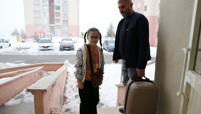 Cumhurbaşkanı Erdoğan'ın talimatıyla ameliyat edilen Ada'nın tedavisi sürüyor