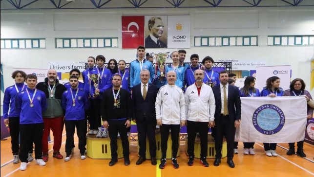 EBYÜ badminton takımı Türkiye şampiyonu