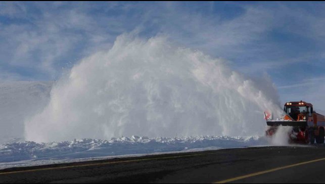 Ardahan'da karla mücadele çalışması başlatıldı
