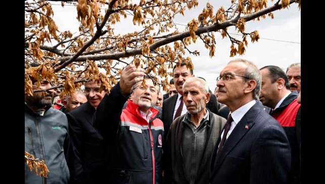 Bakan Yumaklı: "Don zararı görülen bölgelerde tüm üreticilere destek sağlanacak"