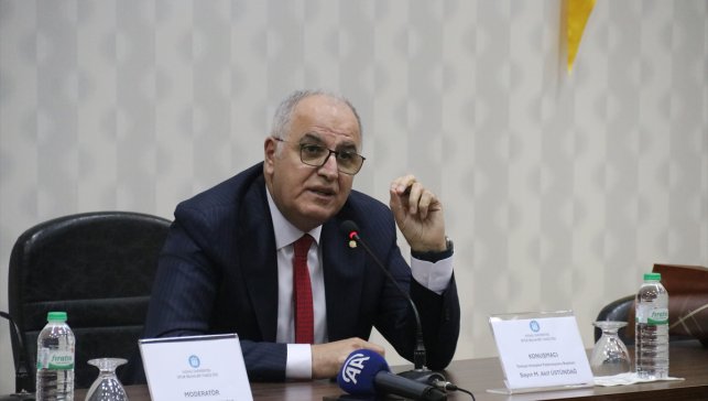 TVF Başkanı Mehmet Akif Üstündağ, Malatya'da üniversitelilerle buluştu: