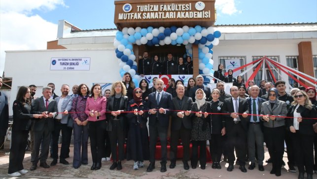 Van YYÜ'nde "Mutfak Sanatları Akademisi" açıldı