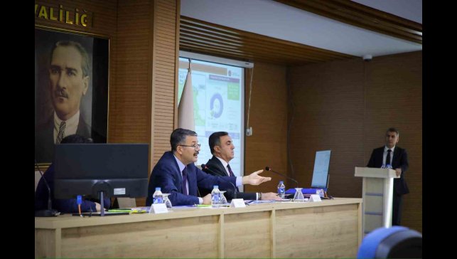 Hakkari'de 2025 Yılı 2. Dönem İl Koordinasyon Kurulu Toplantısı yapıldı