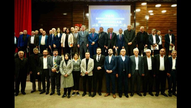 Van Büyükşehir Belediyesi Genel Sekreteri Akhan, mahalle muhtarlarıyla buluştu