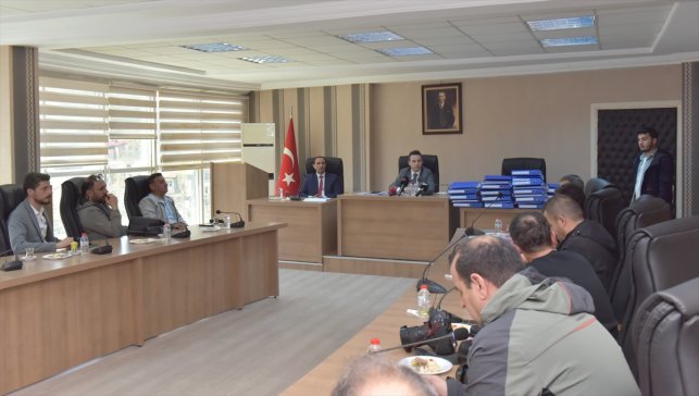 Hakkari Vali Yardımcısı Karadağ, gazetecilerle bir araya geldi