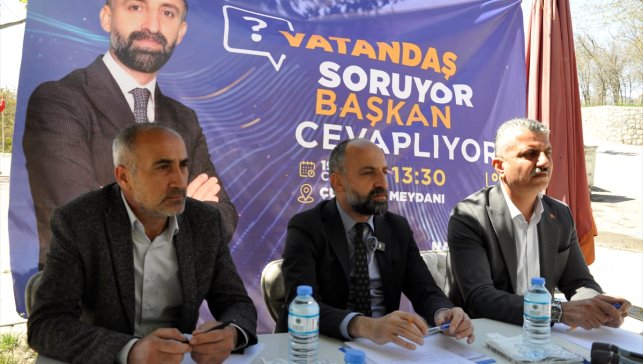 Çukurca'da "Vatandaş Soruyor, Başkan Cevaplıyor" toplantısı yapıldı