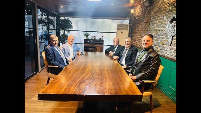 Başkan Dumandağ, iş insanları ve bürokratlarla bir araya geldi